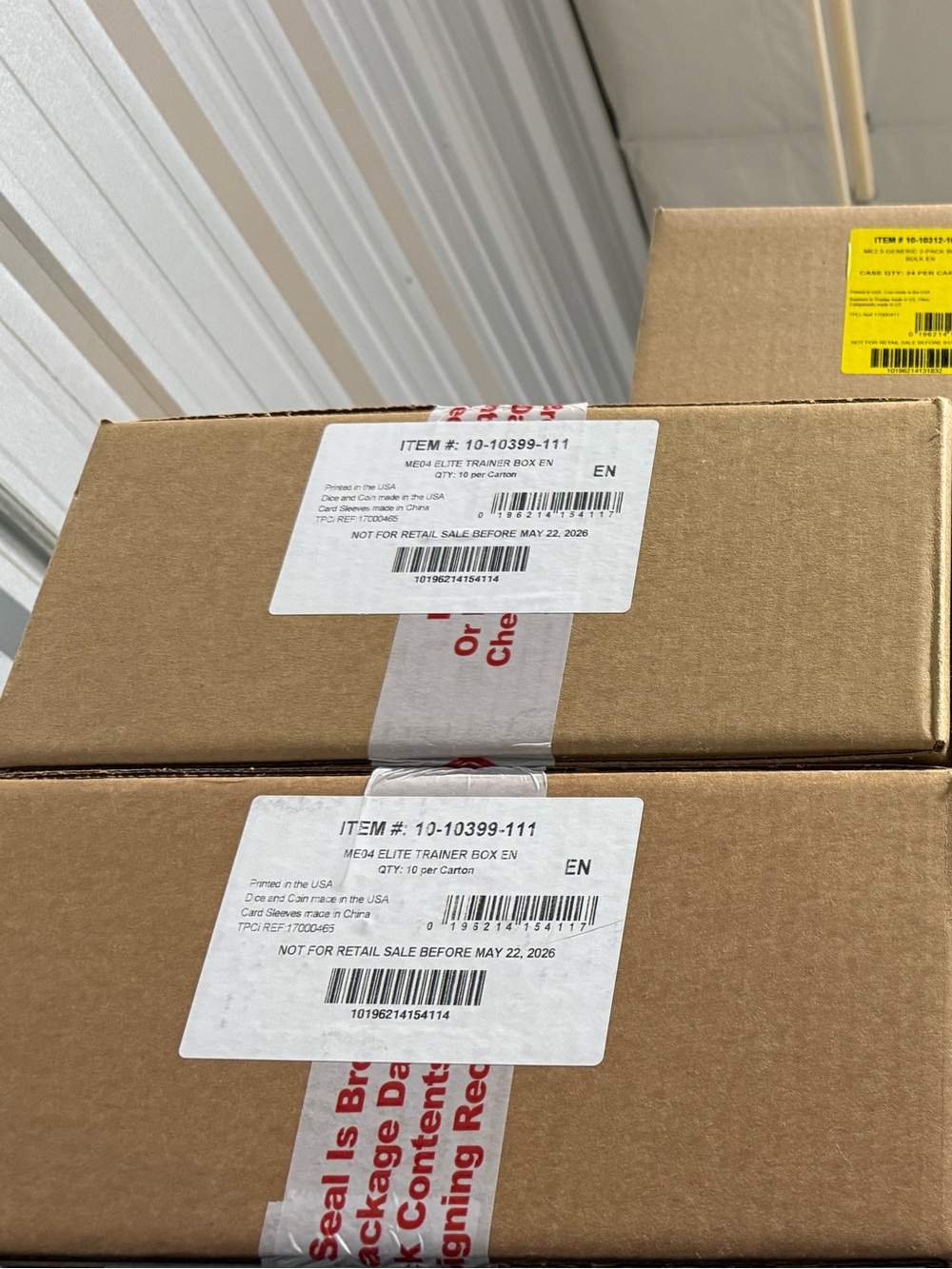 Chaos Rising ETB - Sealed Case! (10 ct)